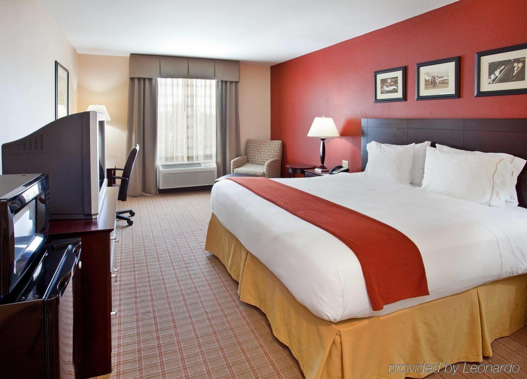 Holiday Inn Express & Suites East Wichita I-35 Andover By Ihg חדר תמונה