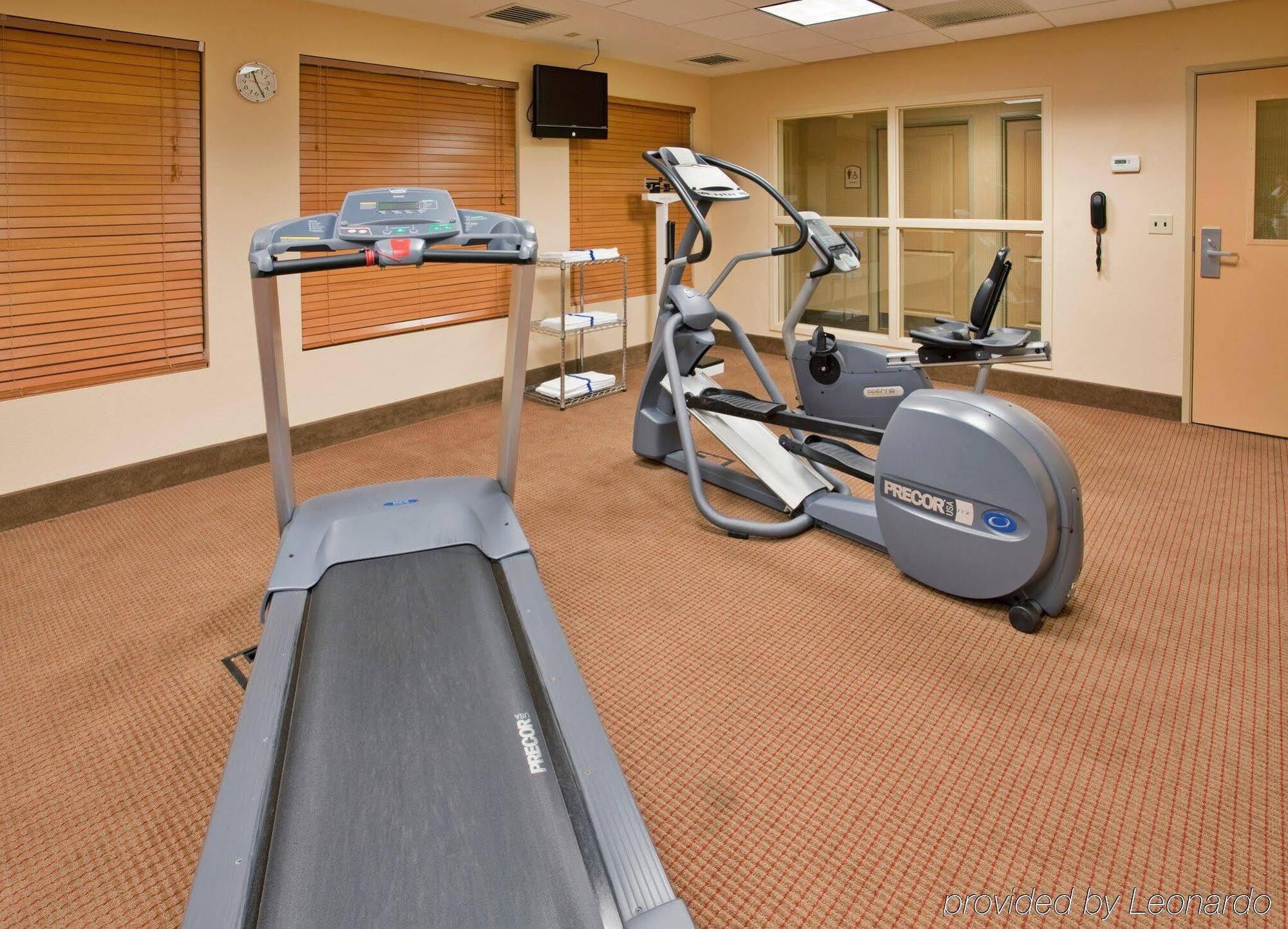 Holiday Inn Express & Suites East Wichita I-35 Andover By Ihg מראה חיצוני תמונה